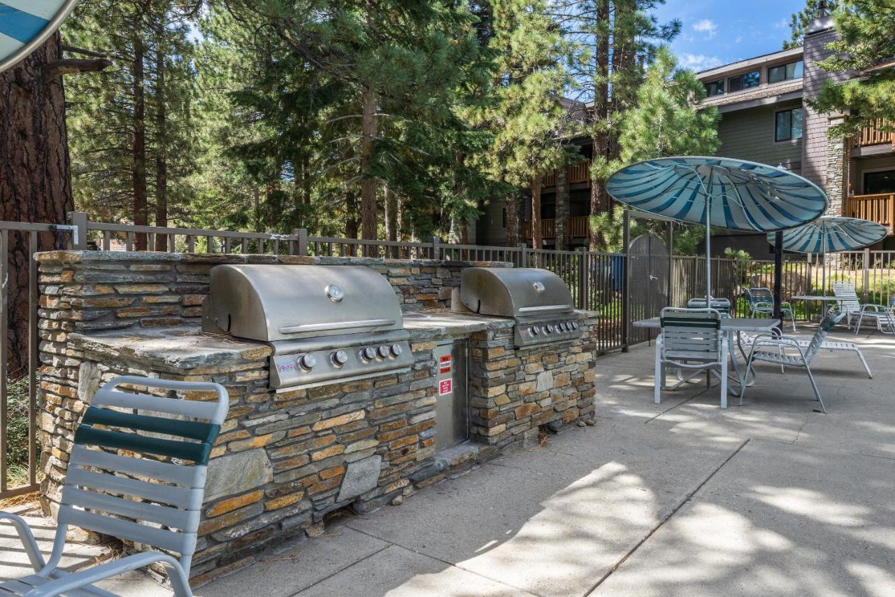 Summit #256 - Top Floor Summit 1 Bedrm 1 Bathrm Condo Just Steps Too Little Eagle Lodge Sleeps 4 Mammoth Lakes Exterior photo