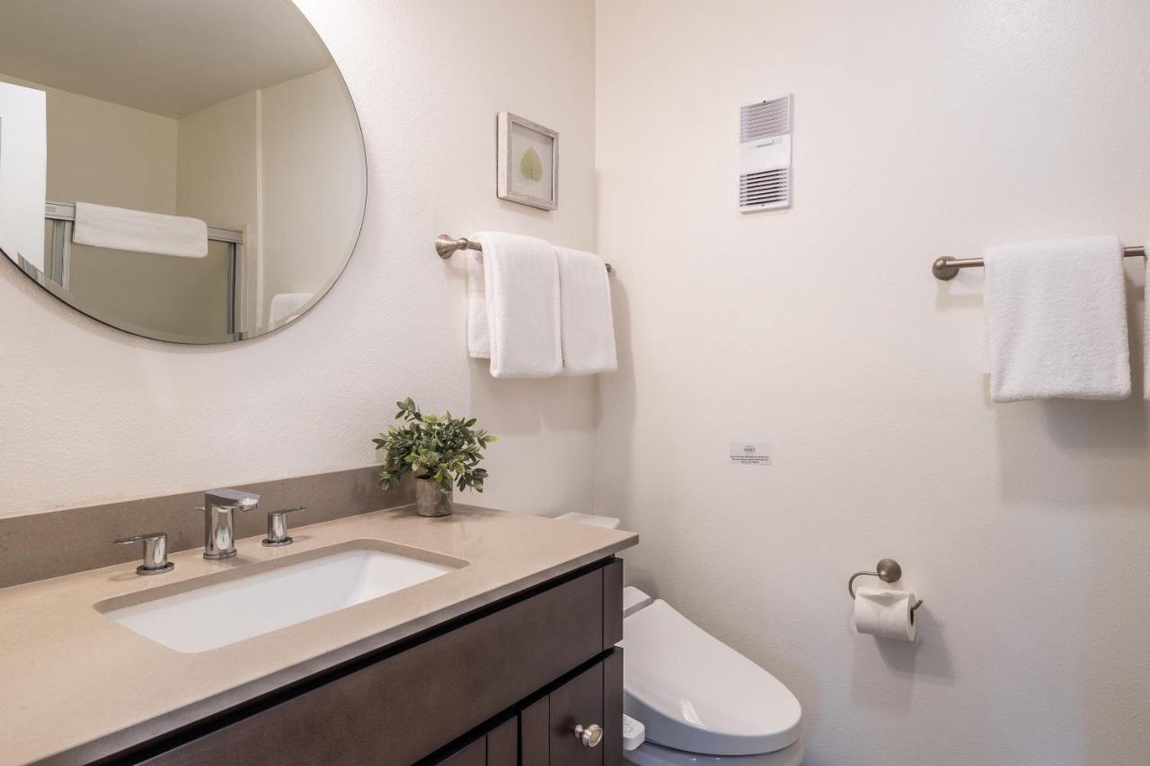Summit #256 - Top Floor Summit 1 Bedrm 1 Bathrm Condo Just Steps Too Little Eagle Lodge Sleeps 4 Mammoth Lakes Exterior photo